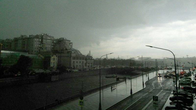 Москвичей в среду ждет дождь и пасмурная погода