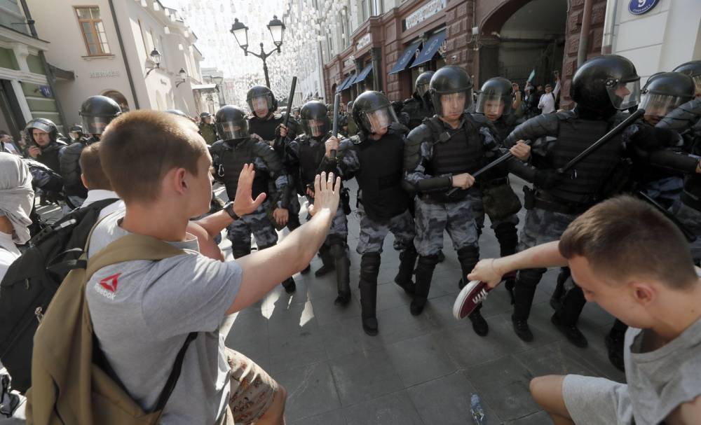 Полиция отчиталась, что летом в Москве «не было допущено массовых беспорядков, повлекших тяжкие последствия»