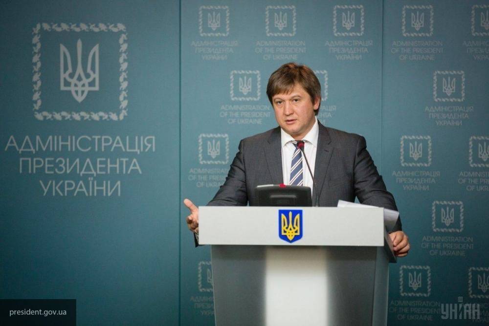 Экс-секретарь СНБО Данилюк заявил, что окружение Зеленского деструктивно влияет на него