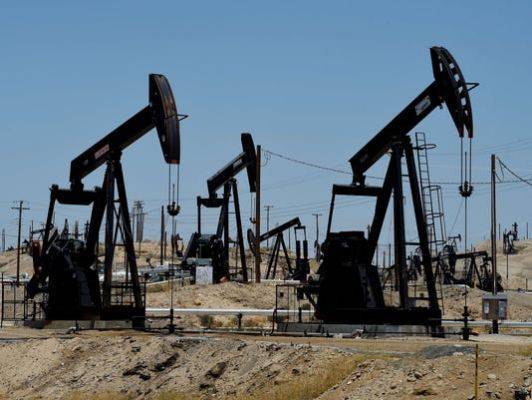 Добыча нефти в США притормаживает