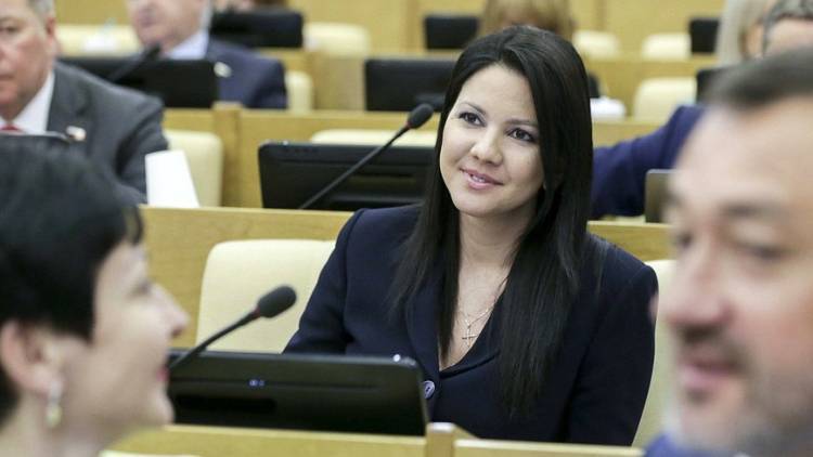 Депутат Госдумы Юмашева рассказала о допросе в аэропорту Нью-Йорка