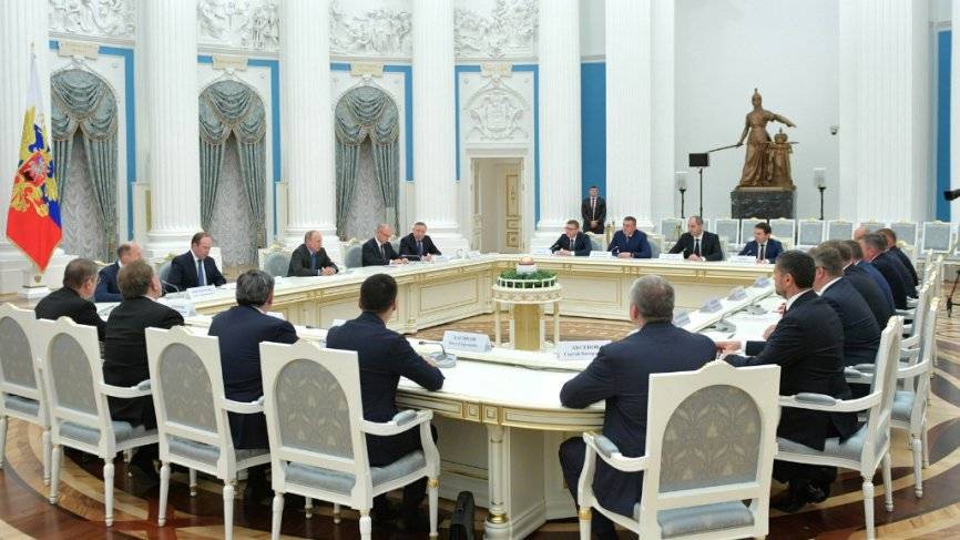 Путин поделился с новыми губернаторами секретом успешной работы