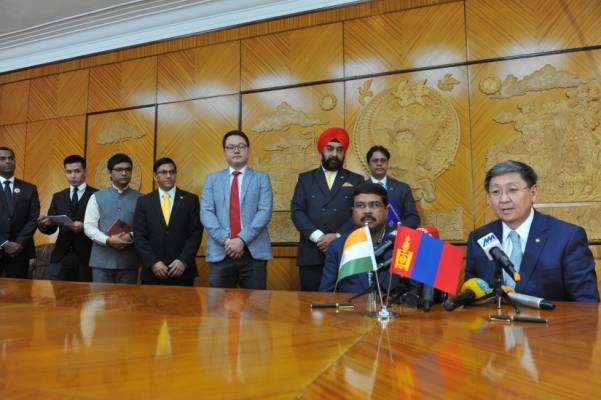 «Дружба на 100 лет»: банк Индии построит НПЗ в Монголии за $ 1 млрд 236 млн