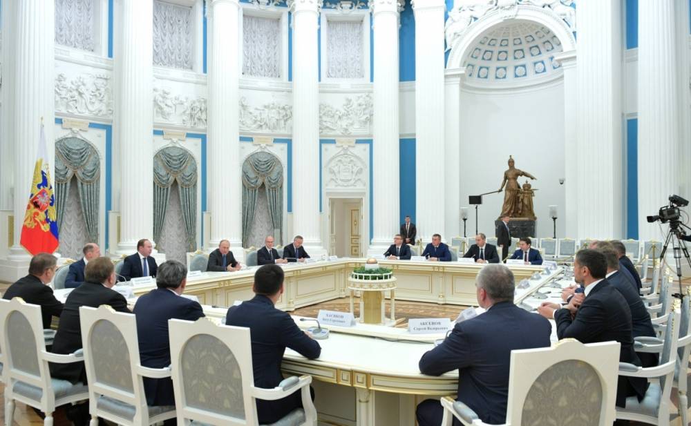 На встрече с Владимиром Путиным Чибис получил одобрение по всем предложенным планам развития области