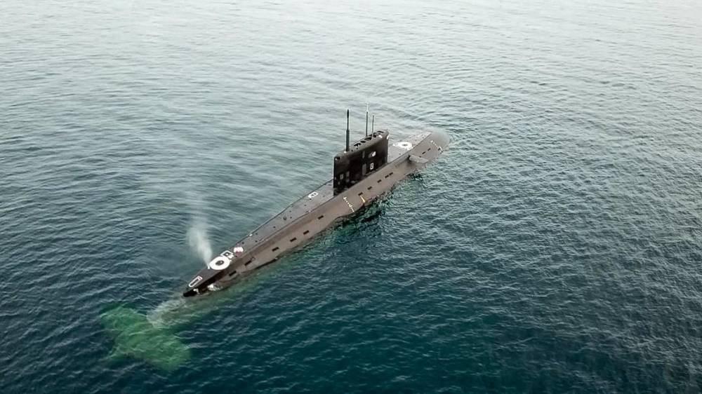 Ракеты «Калибр» с подлодки «Колпино» успешно поразили мишени в Черном море