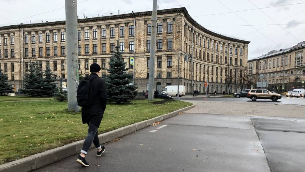 Беглов пообещал выделить на ремонт фасадов исторических зданий 2 млн рублей