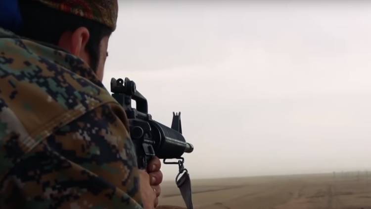 Курдские боевики стали охранниками интересов США, ворующих сирийскую нефть