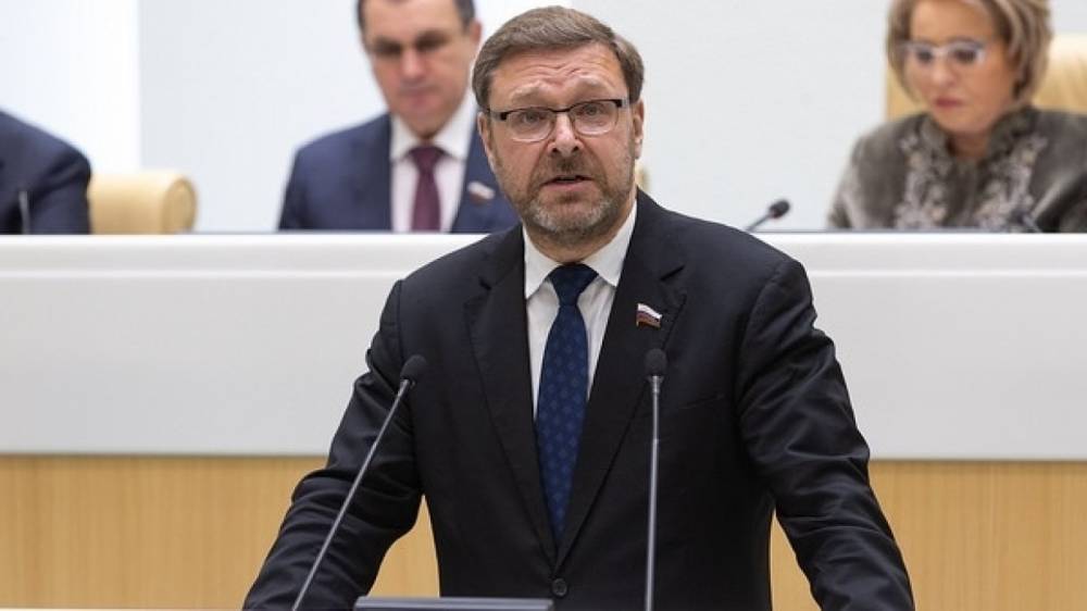 Косачев назвал ошибки приехавшего на Украину генсека НАТО