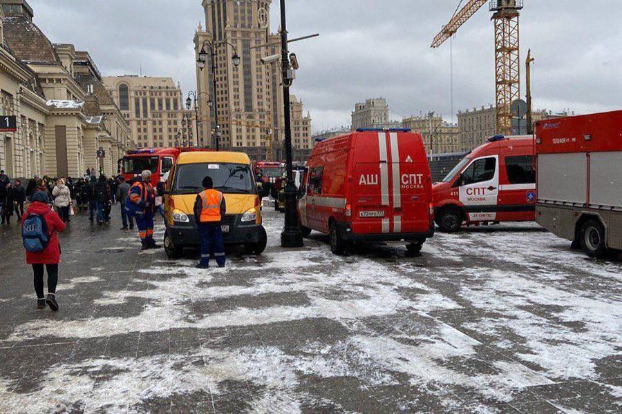 Короткое замыкание стало причиной эвакуации на станции "Павелецкая"