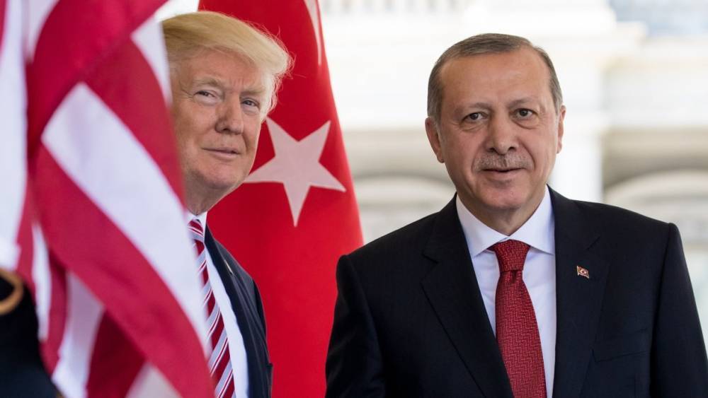 Отношения США и Турции ухудшились на фоне операции против бандформирований курдов в Сирии