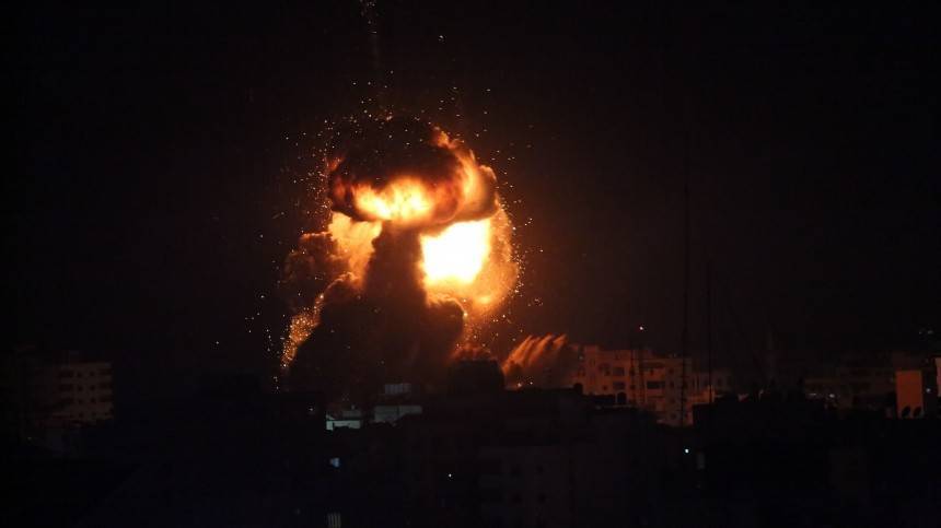 Израиль разгромил два блокпоста ХАМАС в ответ на ракетный удар из сектора Газа