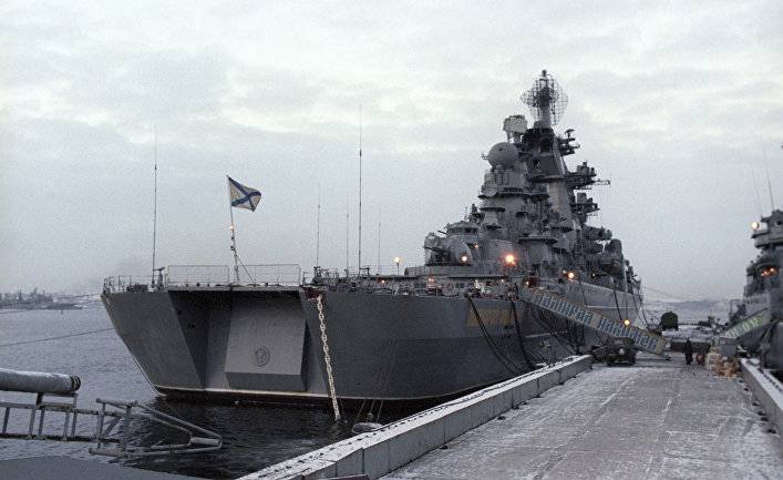 Eastday (Китай): самый опасный боевой корабль ВМФ России! Американские СМИ считают, что их противокорабельная ракета «Гарпун» заметно уступает ракетам крейсера «Адмирал Нахимов»