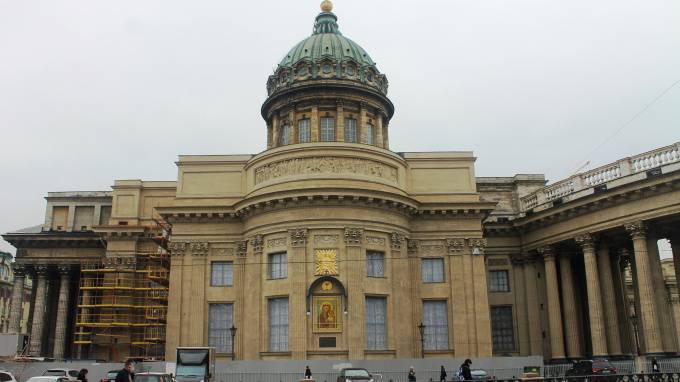 Завершается реставрация восточного фасада Казанского собора