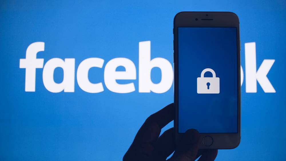 Facebook лишает Африку голоса, блокируя аккаунты ориентированных на Россию политиков