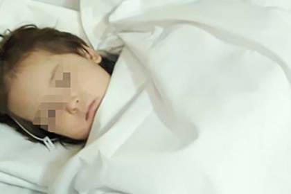В России четырехлетняя девочка упала с 17 этажа и выжила