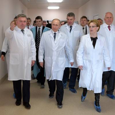 Путин предложил принять меры для защиты медиков при утрате наркотических препаратов