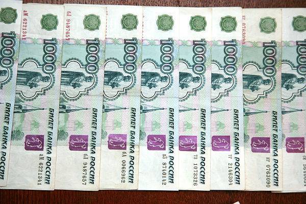 В Германии рубль назвали лучшей валютой развивающихся стран