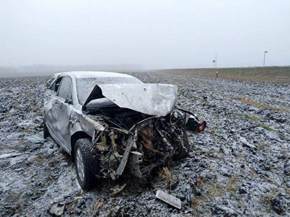 В Ишимском районе погиб водитель Camry, опрокинувшейся в кювет