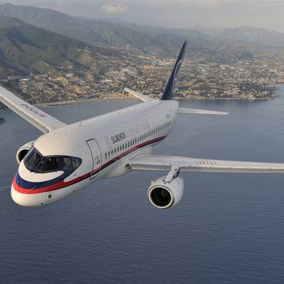 Причиной отказа двигателя у самолета Sukhoi Superjet-100 компании "Ямал" стало попадание птицы
