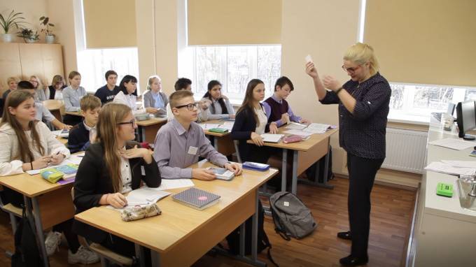 Почти четверть учителей в России - пенсионного возраста