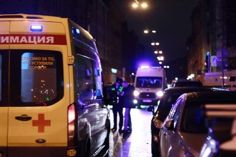 Шестилетний ребенок оказался в больнице после наезда Renault в Петербурге