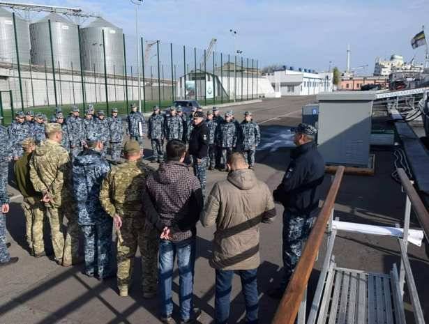 Украинский адмирал Неижпапа лично обкатывал списанные американские катера