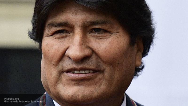 Президент Боливии Эво Моралес объявил о решении уйти в отставку ради мира в стране