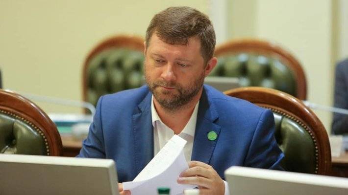 Новый глава «Слуги народа» Корниенко призвал партию «возбуждать» и «быть секси»