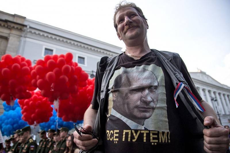 Политолог: Почему Путин на Донбассе популярнее Зеленского? Да потому что последний не выполняет обещаний!