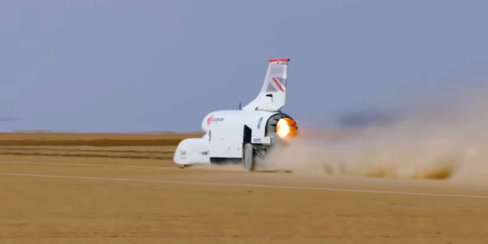 Видео: сверхзвуковой автомобиль разогнался до 800 км/ч во время тестов