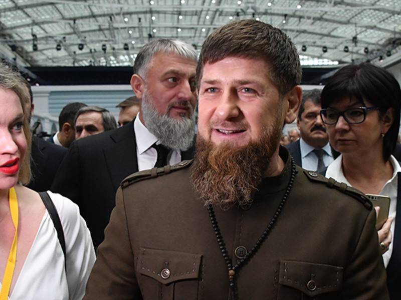 Кадыров призвал остановить хамов в Сети