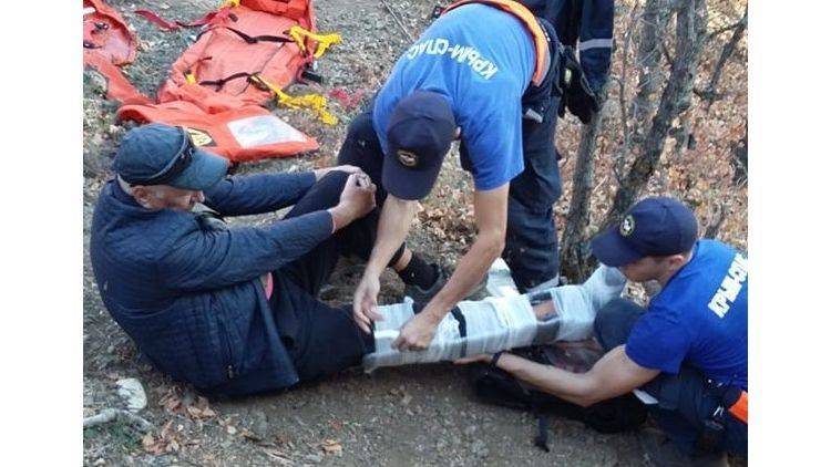 В Крыму спасатели эвакуировали с гор жительницу Санкт-Петербурга