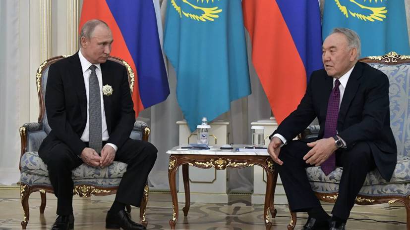 Путин обсудил с Назарбаевым подготовку к ВЕЭС в Петербурге