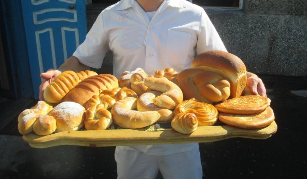 В карельских колониях пекут хлеб и делают мароны