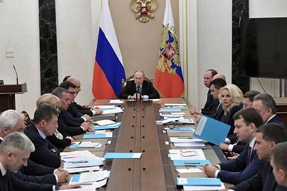 Путин допустил передачу части вузов в ведение профильных министерств