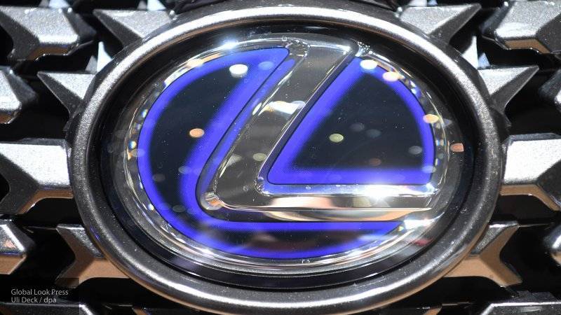 Lexus анонсировал первый серийный электромобиль