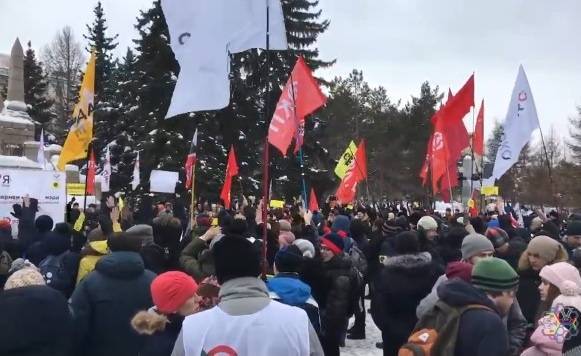 Мэрия Челябинска не согласовала митинг за возврат прямых выборов мэра на Алом поле