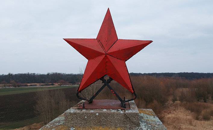 Reflex (Чехия): уничтожение памятников Красной армии как ответ на агрессивность Путина. Свои коневы есть и у других посткоммунистических государств