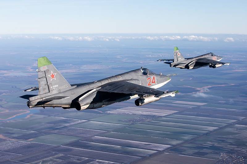 Штурмовики Су-25СМ отработали авиаудар на Северном Кавказе (видео)