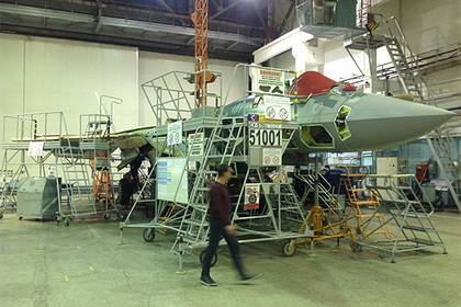 Серийный Су-57 впервые показали