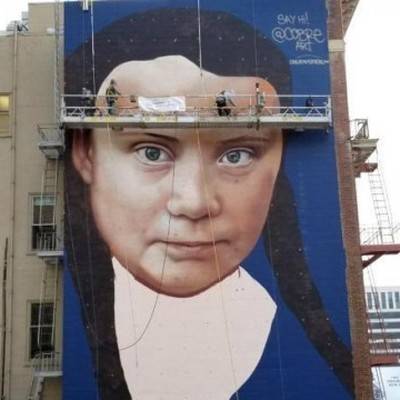 В Сан-Франциско появился гигантский портрет Греты Тунберг