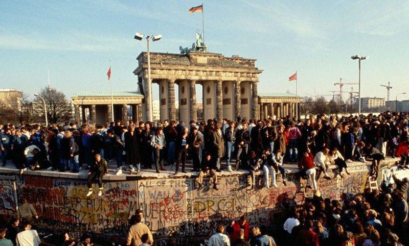 Календарь: 9 ноября - 30 лет назад пала Берлинская стена