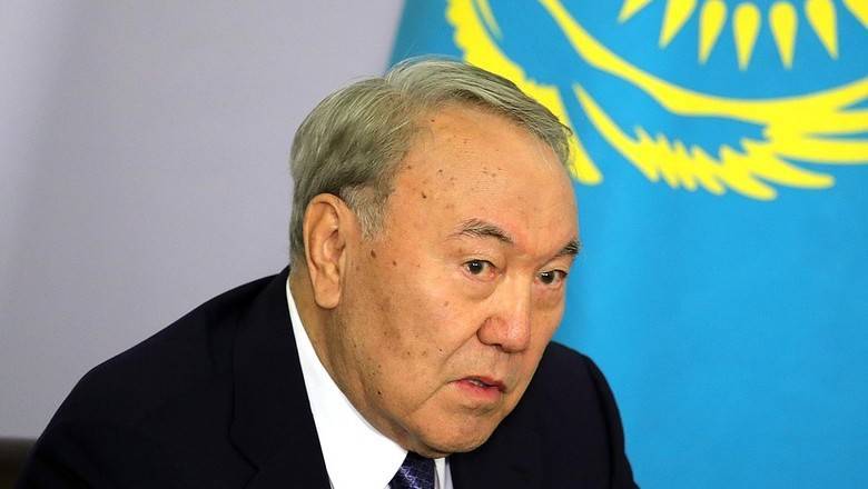 Назарбаев предложил провести в Казахстане переговоры президентов России и Украины