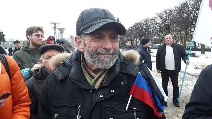 Помощники Вишневского начали охоту на его студенток, обвинивших депутата в домогательствах