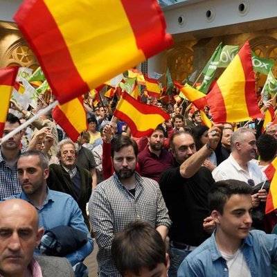 В Испании подводят итоги внеочередных всеобщих выборов