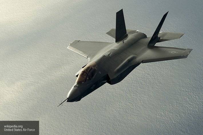 Американцы помалкивают о проблемах F-35, покупатели недовольны, заявил Баранец