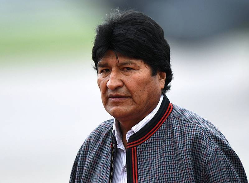 Эво Моралес объявил об отставке: что происходит в Боливии