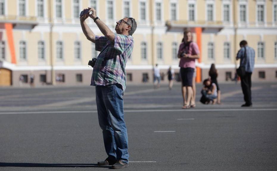 Петербург назвали самым фотографируемым городом России