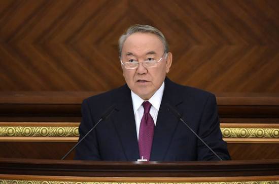 Назарбаев предложил президентам России и Украины встретиться в Казахстане