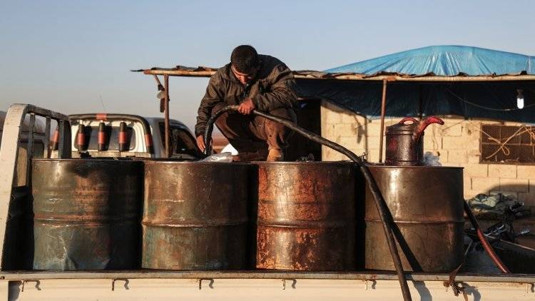 США не гнушаются помощи курдских боевиков для воровства сирийской нефти